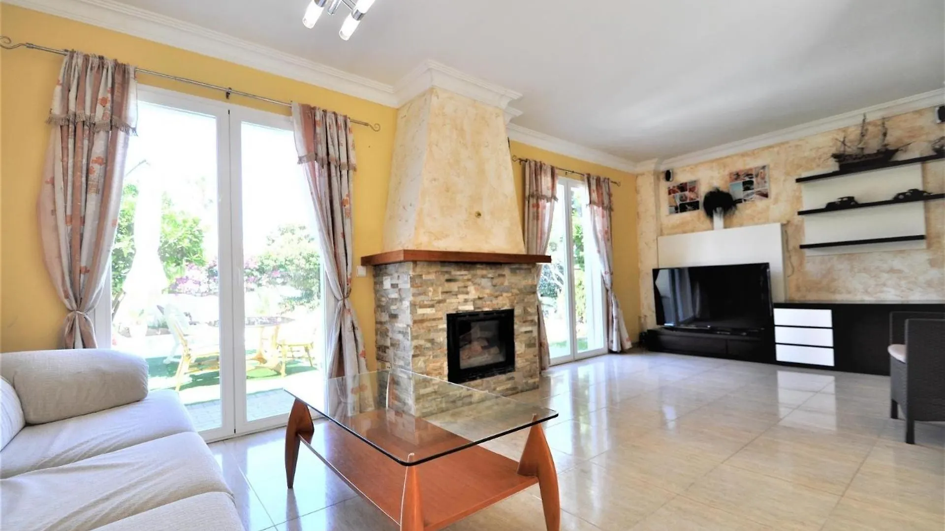 Ferienhaus Mit Privatpool Fuer 6 Personen Ca 150 Qm In Llucmajor, Mallorca Suedkueste Von Mallorca Spain